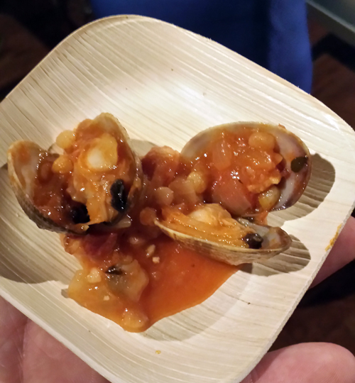a curry-like clam dish
