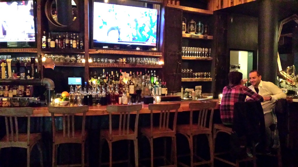 main bar