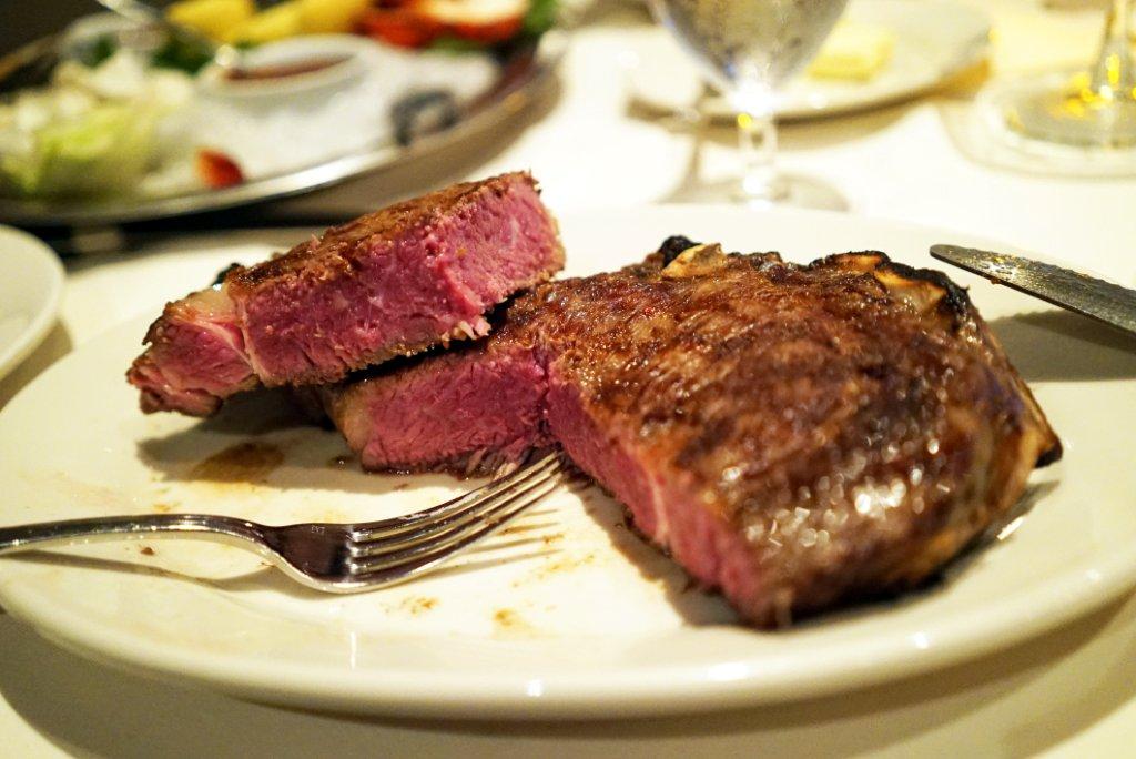 night and steak 040
