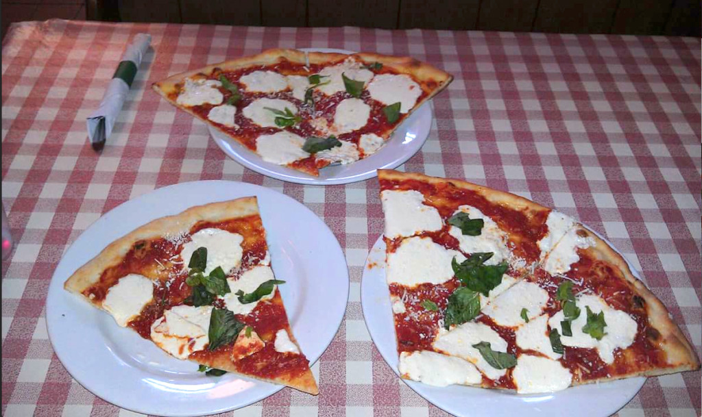 saluggi's pizza slices