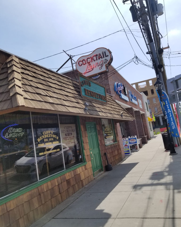 Cliff’s Rendezvous | Johnny Prime